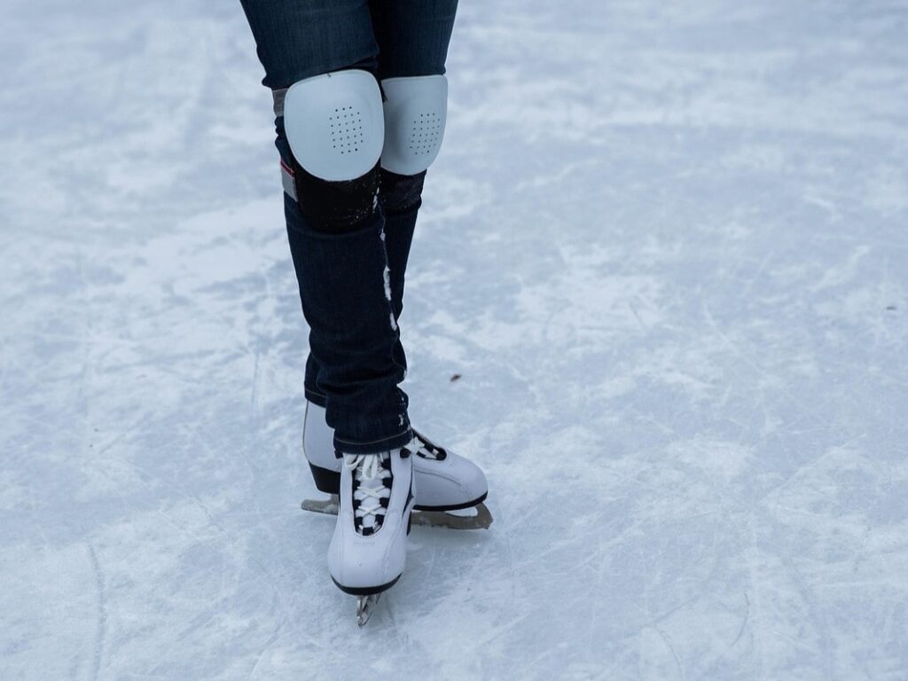 戶外運動首頁-冬季運動-溜冰