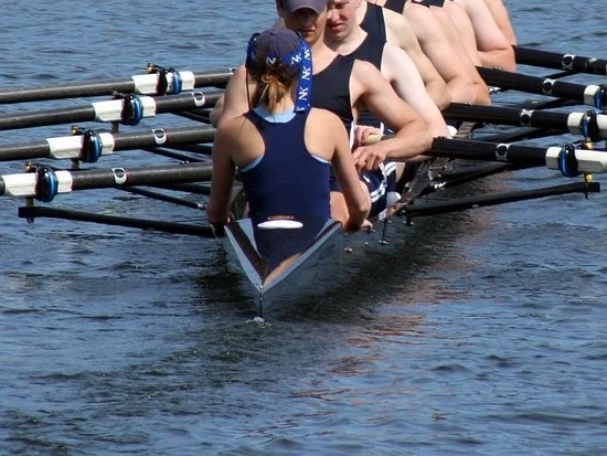 水上運動-划船-舵手