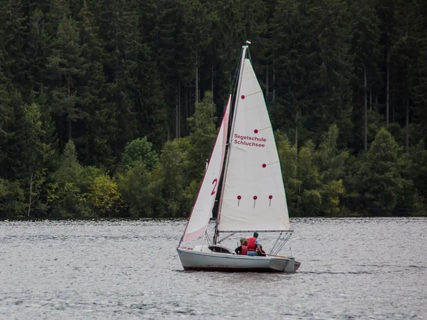 水上運動-帆船-主題