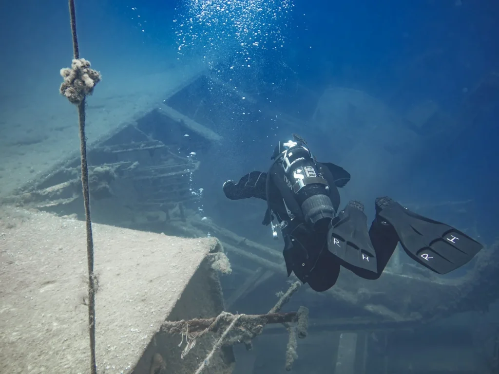 水上運動-潛水-賽普勒斯Zenobia
