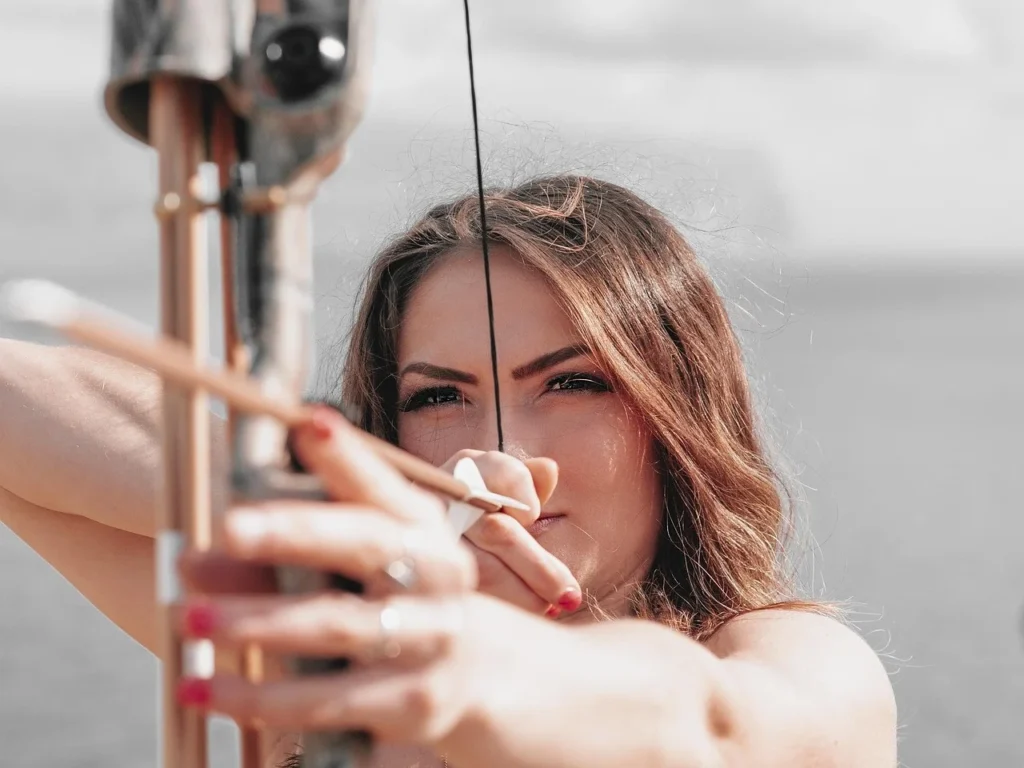 野外運動-射箭-主題