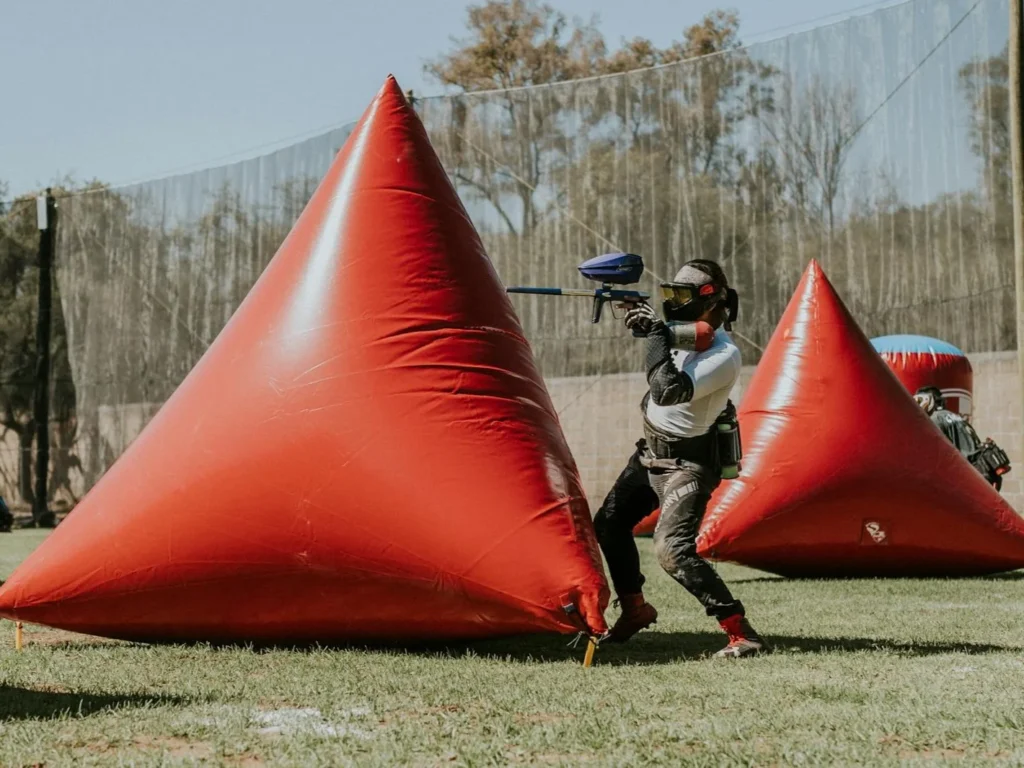 野外運動-漆彈-漆彈場地2-充氣掩體2