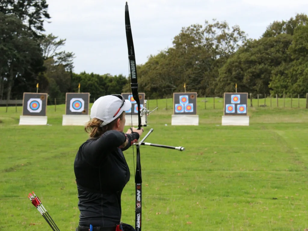 戶外運動課程活動圖-射箭1