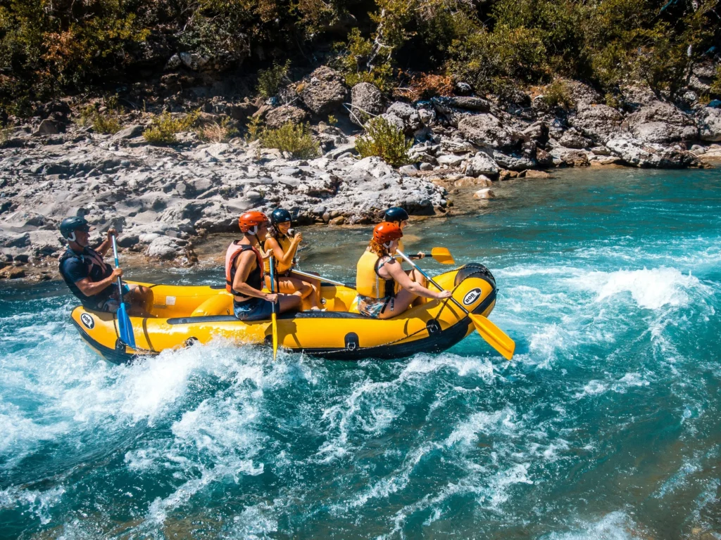 戶外運動課程活動圖-泛舟1